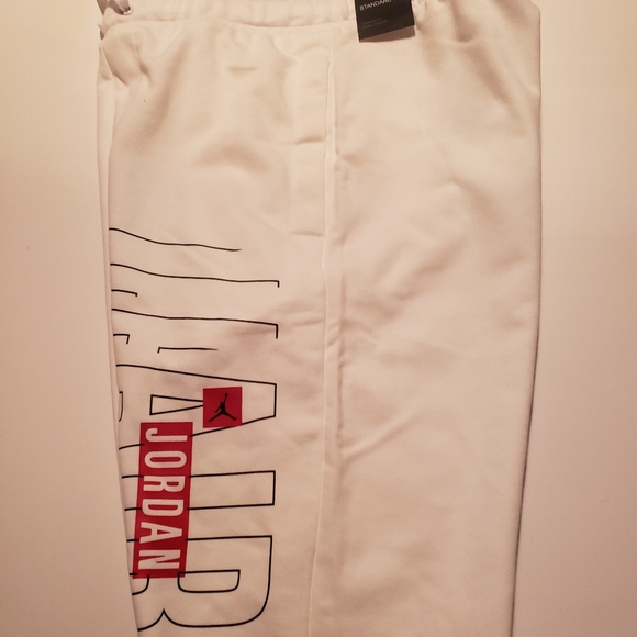 Jordan Other - Nike Air Jordan White Jumpman Fleece Shorts